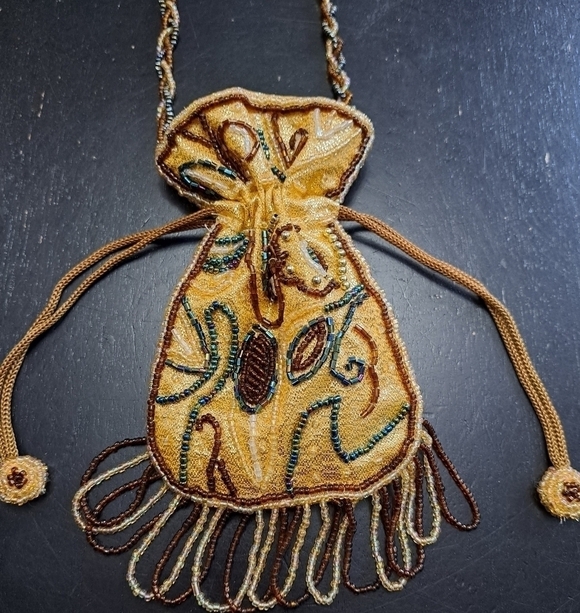 Handmade Beaded Pouch - Picture 3 of 9